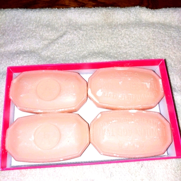 Body care bundle - Picture 2 of 4